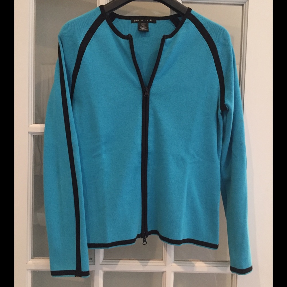 Zip up sweater